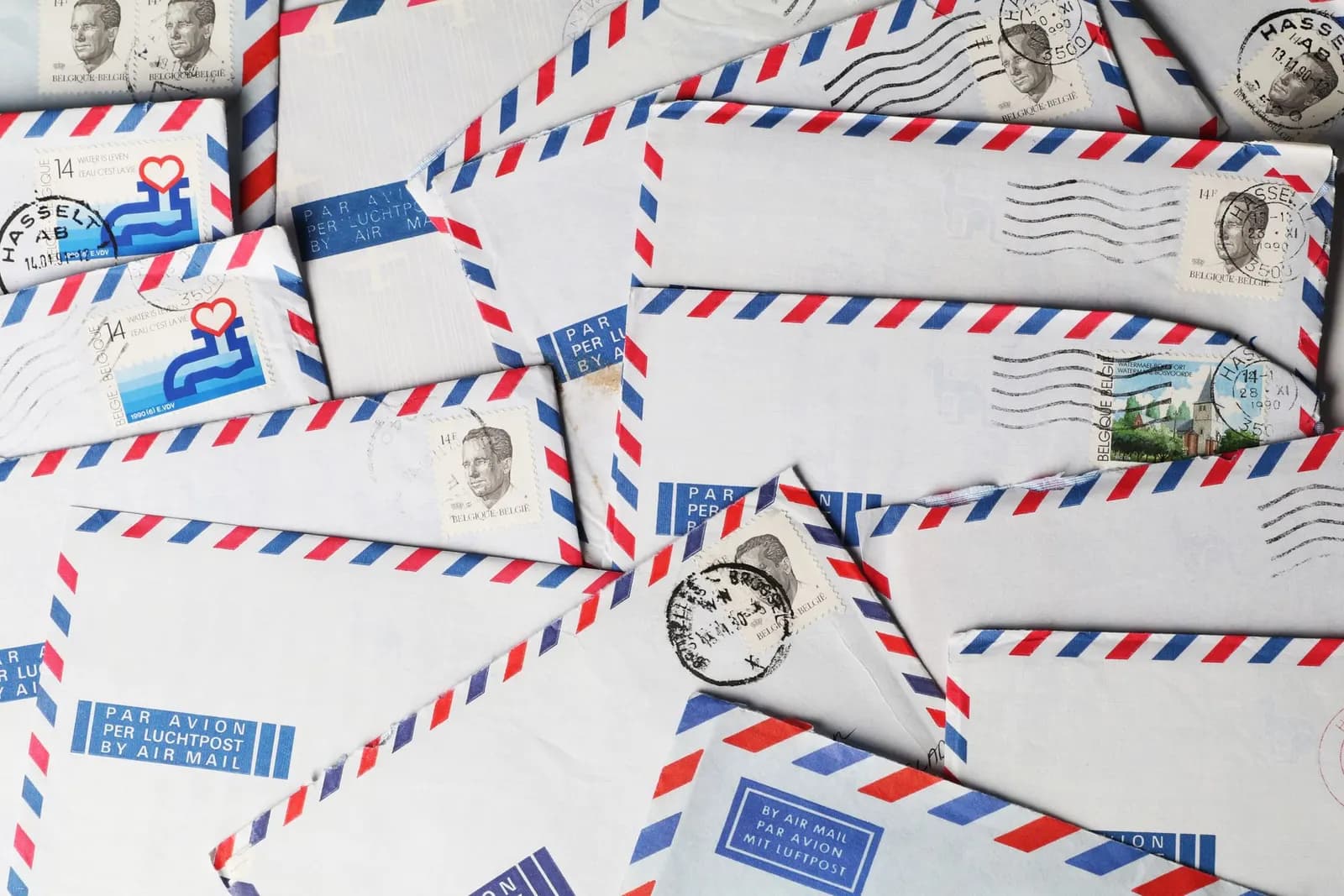 Enveloppen met luchtpoststrepen